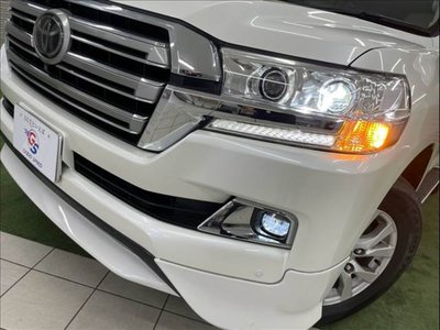 صورة مصغرة 20 لـ 2018 Toyota LAND CRUISER 200