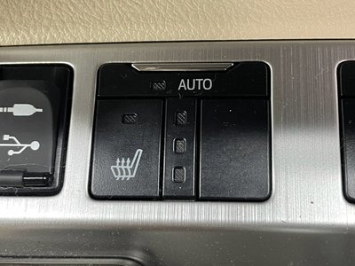 صورة مصغرة 48 لـ 2018 Toyota LAND CRUISER 200