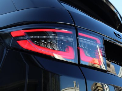 2025 LAND Rover DISCOVERY SPORT photo 14