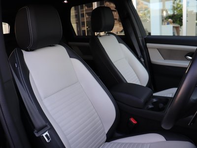 2025 LAND Rover DISCOVERY SPORT thumbnail 18