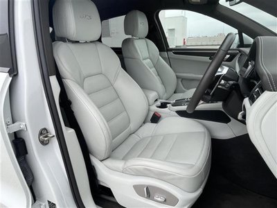 2021 Porsche MACAN thumbnail 22