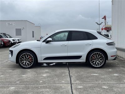 2021 Porsche MACAN thumbnail 36
