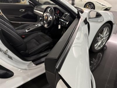صورة مصغرة 43 لـ 2015 Porsche CAYMAN