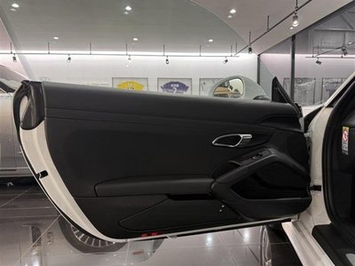 صورة مصغرة 26 لـ 2015 Porsche CAYMAN