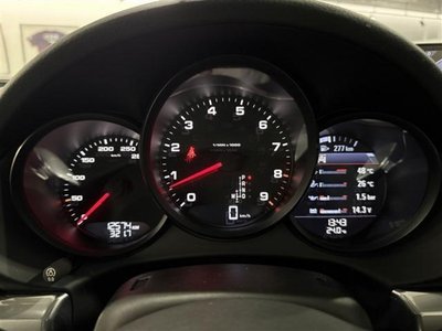 صورة مصغرة 47 لـ 2015 Porsche CAYMAN