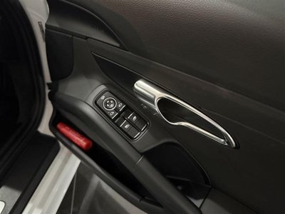 صورة مصغرة 28 لـ 2015 Porsche CAYMAN