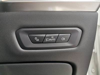 صورة مصغرة 31 لـ 2025 BMW X5