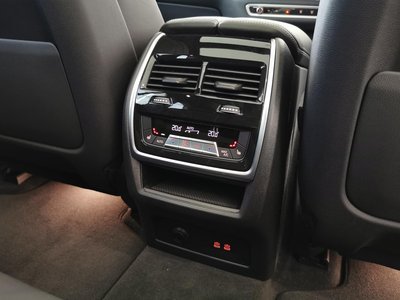 صورة مصغرة 60 لـ 2025 BMW X5