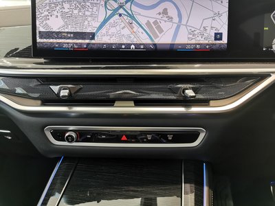 صورة مصغرة 43 لـ 2025 BMW X5