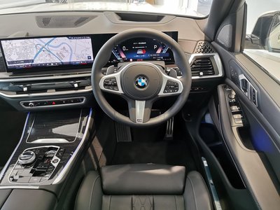 صورة مصغرة 59 لـ 2025 BMW X5