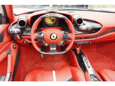 صورة مصغرة 49 لـ 2022 Ferrari F8 SPIDER