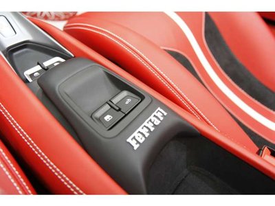 صورة مصغرة 94 لـ 2022 Ferrari F8 SPIDER