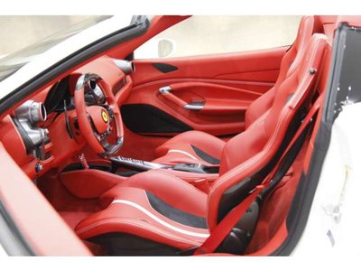 صورة مصغرة 28 لـ 2022 Ferrari F8 SPIDER
