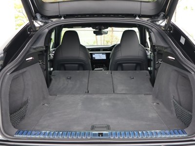صورة مصغرة 143 لـ 2024 AUDI E-TRON S SPORTBACK