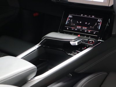صورة مصغرة 129 لـ 2024 AUDI E-TRON S SPORTBACK