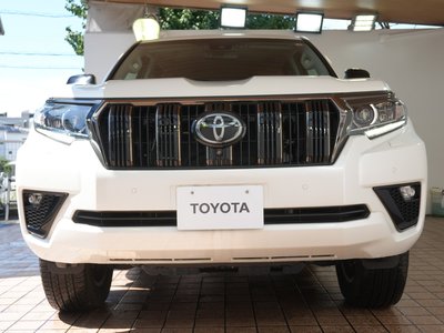 صورة 6 لـ 2022 Toyota LAND CRUISER PRADO