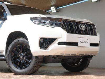 صورة 56 لـ 2022 Toyota LAND CRUISER PRADO