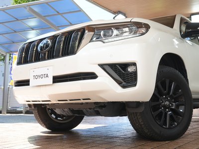 صورة 57 لـ 2022 Toyota LAND CRUISER PRADO