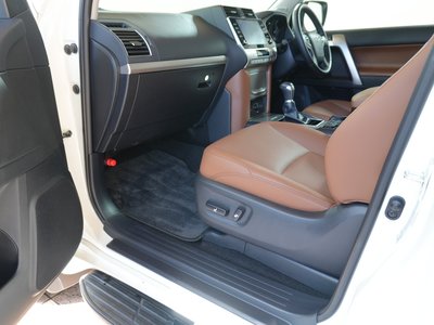 صورة 41 لـ 2022 Toyota LAND CRUISER PRADO