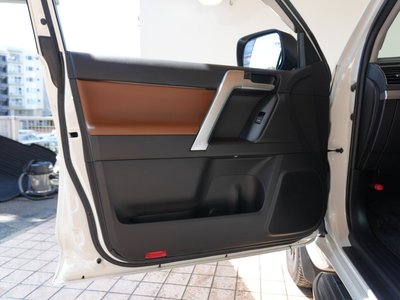 صورة 47 لـ 2022 Toyota LAND CRUISER PRADO