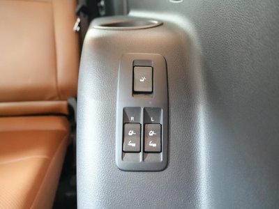 صورة 30 لـ 2022 Toyota LAND CRUISER PRADO