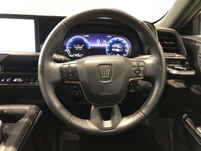 صورة مصغرة 7 لـ 2023 Toyota CROWN CROSSOVER