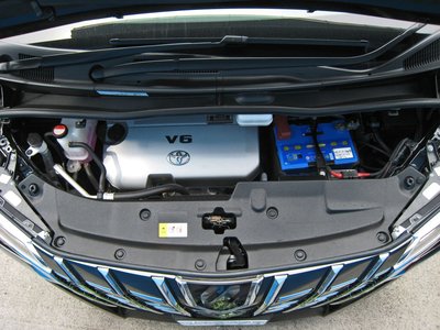 صورة 14 لـ 2016 Toyota ALPHARD