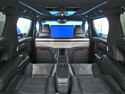صورة 58 لـ 2016 Toyota ALPHARD