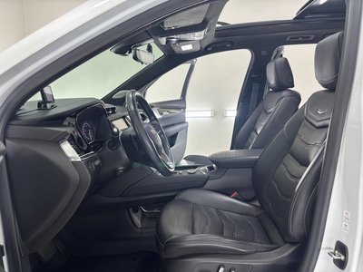 2022 Cadillac XT6 — миниатюра 14