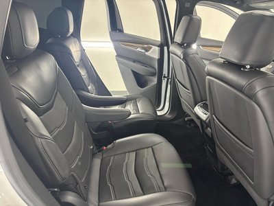 2022 Cadillac XT6 — миниатюра 21