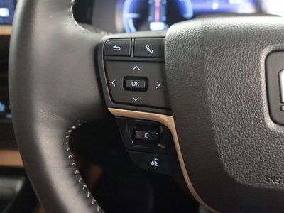 2025 Toyota CROWN SPORT — миниатюра 21