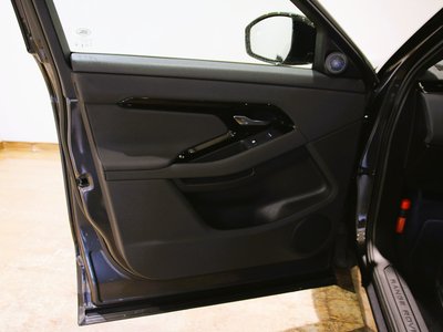 2025 LAND Rover RANGE ROVER EVOQUE thumbnail 21