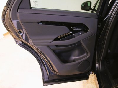 2025 LAND Rover RANGE ROVER EVOQUE thumbnail 24