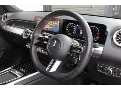 2025 Mercedes-BENZ GLB — миниатюра 14