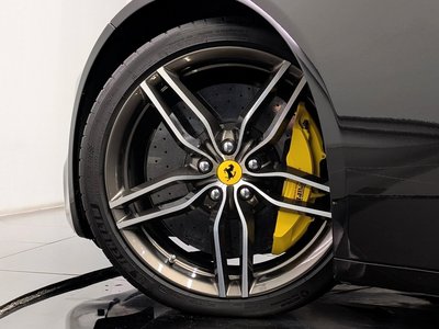 2014 Ferrari FF 照片 12