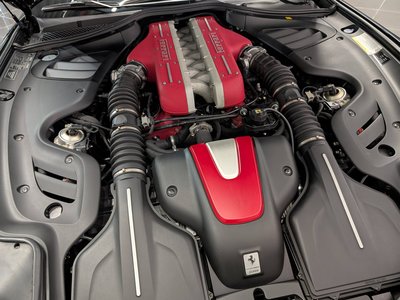 2014 Ferrari FF 照片 23