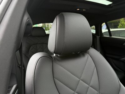 2024 BMW X6 photo 9