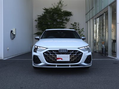 صورة 2 لـ 2025 AUDI S3 SEDAN