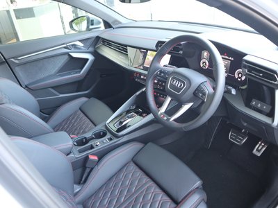 صورة 15 لـ 2025 AUDI S3 SEDAN
