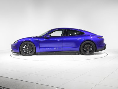 2026 Porsche TAYCAN photo 9