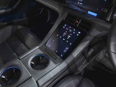 2026 Porsche TAYCAN photo 13