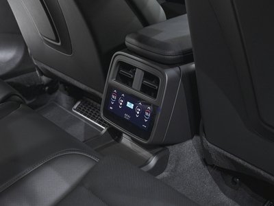 2026 Porsche TAYCAN thumbnail 33