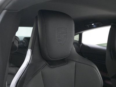 2026 Porsche TAYCAN thumbnail 28
