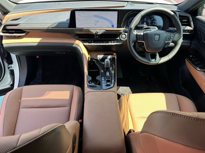 2024 Toyota CROWN SPORT photo 7