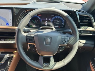 2024 Toyota CROWN SPORT photo 8