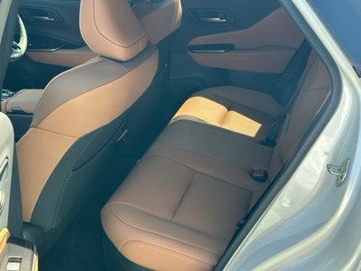 2024 Toyota CROWN SPORT photo 6