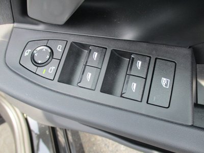 2025 BMW 5 SERIES TOURING thumbnail 51