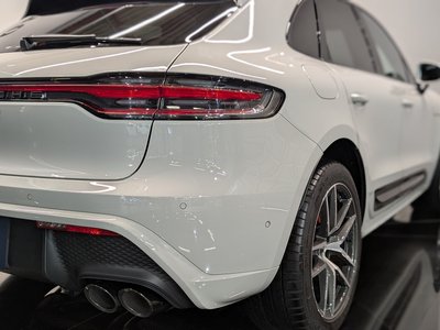 2025 Porsche MACAN photo 10