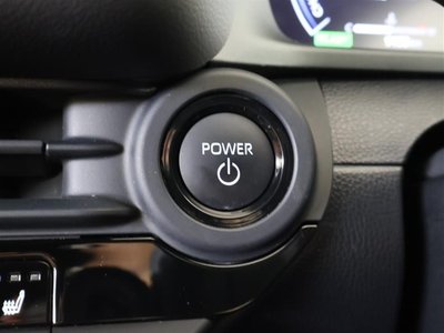 صورة 18 لـ 2025 Toyota CROWN SPORT