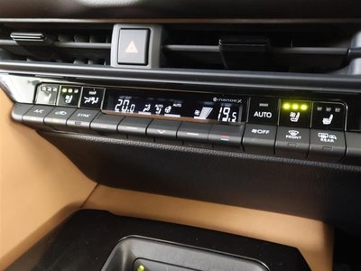 صورة 23 لـ 2025 Toyota CROWN SPORT
